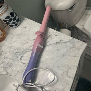 Beacheaver curl fit for 165 asking 50 almost brand new used a few times